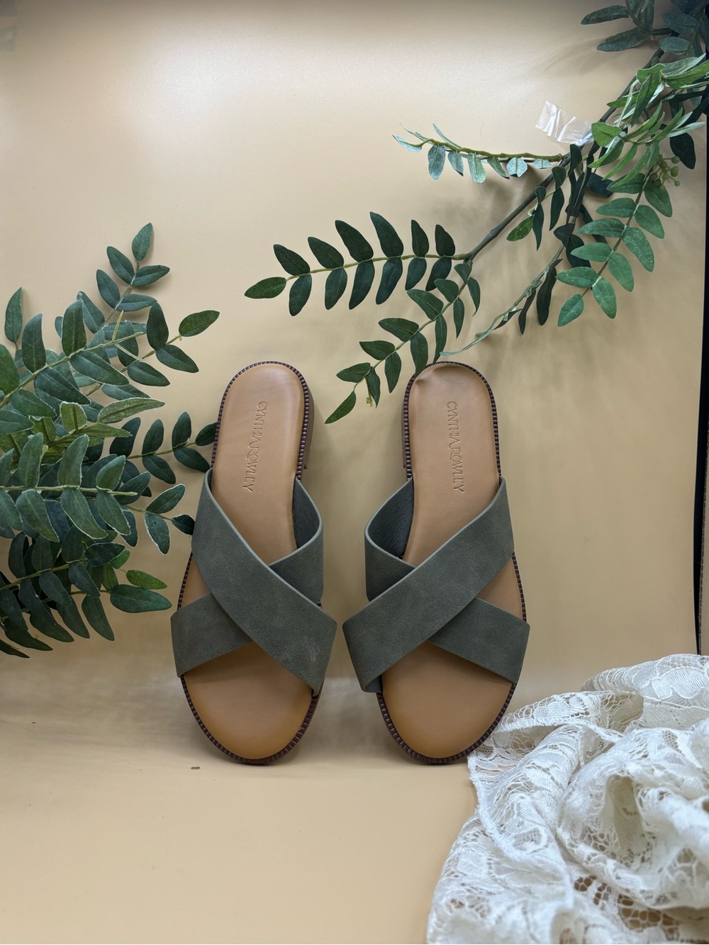 Cynthia Crowley Cross ‑Strap Slide Sandals in Olive Green